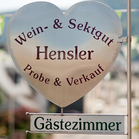 Wein- Und Sektgut Markus Hensler Briedel Exterior foto
